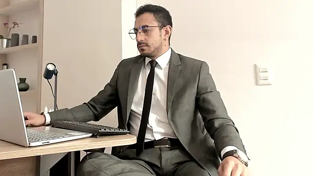 Snapshot of pablo-rincon95 chatting on January 9, 2025, 3:44 pm pablo-rincon95 online show from January 9, 2025, 3:44 pm