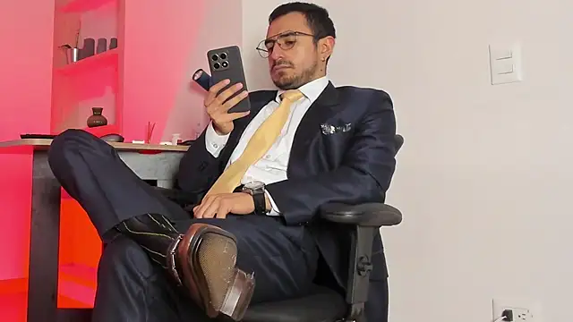 Snapshot of pablo-rincon95 chatting on February 24, 2025, 12:16 pm pablo-rincon95 online show from February 24, 2025, 12:16 pm