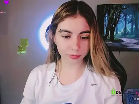 ARIA SUGARUB online show from December 3, 2024, 1:19 am