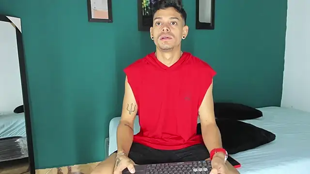 Friendsofeverything  online show from March 6, 2025, 1:14 pm