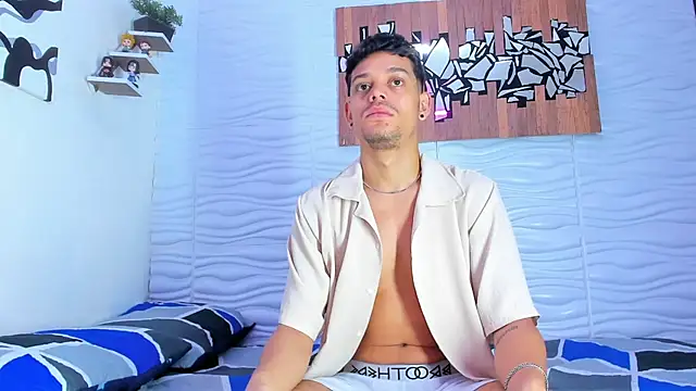 Friendsofeverything  online show from September 16, 2025, 2:07 pm