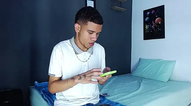 Snapshot of Romancartier_1 chatting on December 7, 2024, 7:05 am Romancartier 1 online show from December 7, 2024, 7:05 am