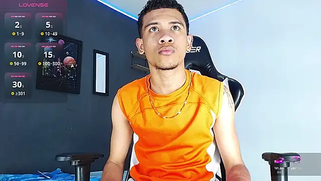 Snapshot of Romancartier_1 chatting on December 31, 2024, 11:06 pm Romancartier 1 online show from December 31, 2024, 11:06 pm