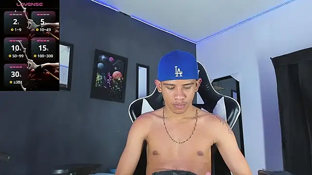 Snapshot of Romancartier_1 chatting on January 31, 2025, 7:39 am Romancartier 1 online show from January 31, 2025, 7:39 am