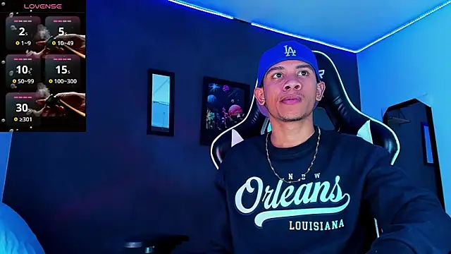 Snapshot of Romancartier_1 chatting on February 7, 2025, 4:06 am Romancartier 1 online show from February 7, 2025, 4:06 am