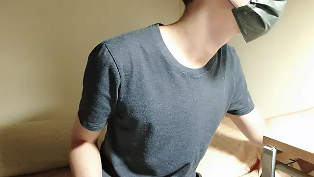 Yang 1069 online show from October 22, 2025, 4:40 pm