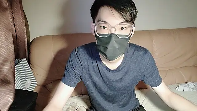 Yang 1069 online show from October 23, 2025, 7:29 am