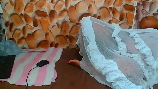 Snapshot of AfricanBigAssxx98 chatting on November 24, 2025, 7:19 am AfricanBigAssxx98 online show from November 24, 2025, 7:19 am