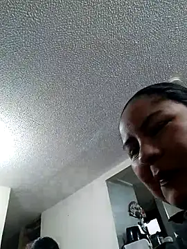 Snapshot of ZuriandAlex chatting on March 12, 2025, 11:20 am ZuriandAlex online show from March 12, 2025, 11:20 am