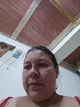 Snapshot of ZuriandAlex chatting on November 20, 2025, 12:22 am ZuriandAlex online show from November 20, 2025, 12:22 am