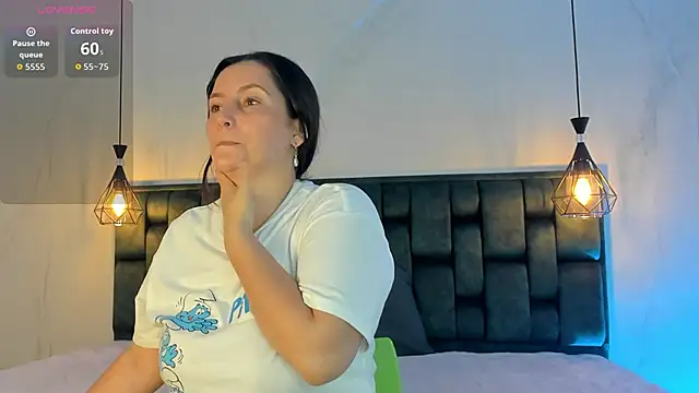 Snapshot of angelswets chatting on October 30, 2025, 2:29 pm angelswets online show from October 30, 2025, 2:29 pm