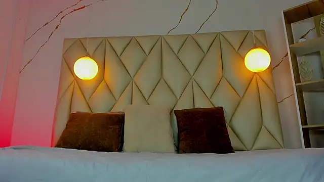 Snapshot of angelswets chatting on November 8, 2025, 1:55 pm angelswets online show from November 8, 2025, 1:55 pm