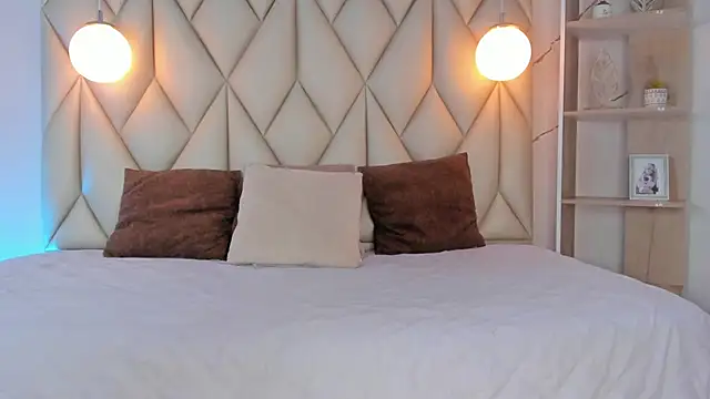 Snapshot of angelswets chatting on November 26, 2025, 1:34 pm angelswets online show from November 26, 2025, 1:34 pm