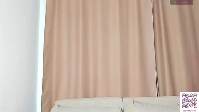 Snapshot of sincere_shyness chatting on March 16, 2025, 11:27 am sincere shyness online show from March 16, 2025, 11:27 am