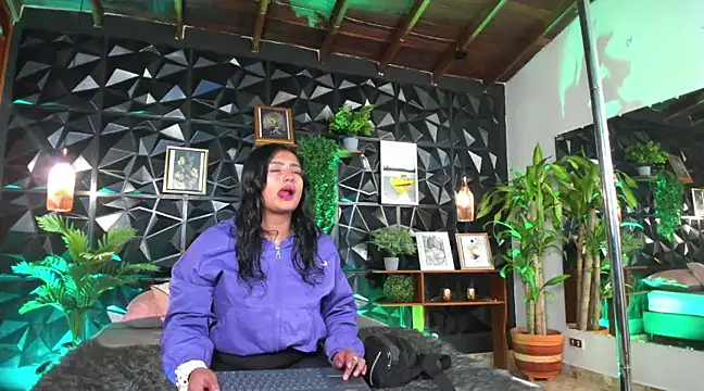 Snapshot of karla_999 chatting on March 19, 2025, 12:15 am karla 999 online show from March 19, 2025, 12:15 am