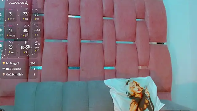 bimbocurvysex online show from December 24, 2024, 4:44 am