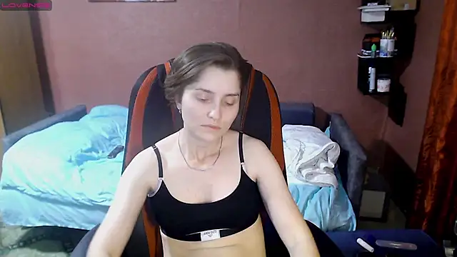 womanstrong78 online show from January 11, 2025, 6:01 pm