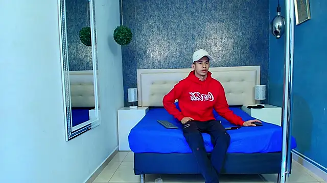 Erick Zhimerman online show from October 12, 2025, 4:11 am