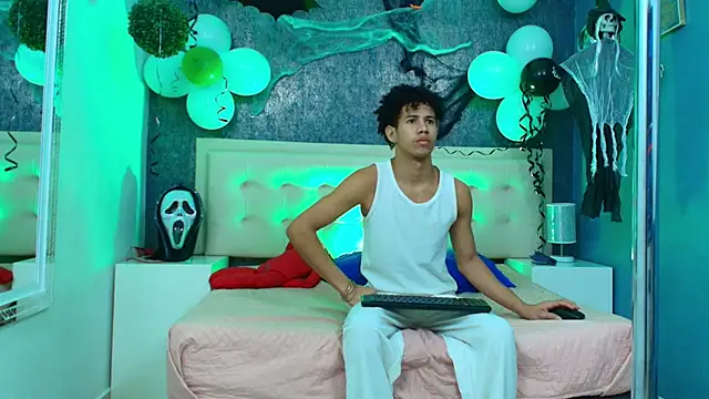 Erick Zhimerman online show from October 27, 2025, 3:54 am