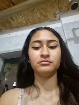 Snapshot of MadissomCute chatting on January 19, 2025, 10:17 pm MadissomCute online show from January 19, 2025, 10:17 pm