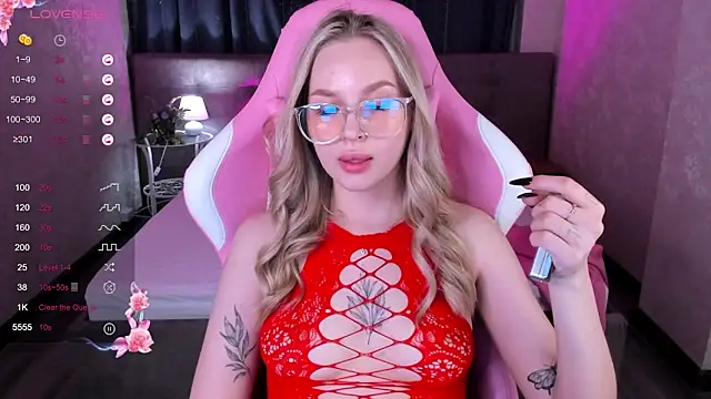 Carol  Cox online show from January 30, 2025, 1:22 am