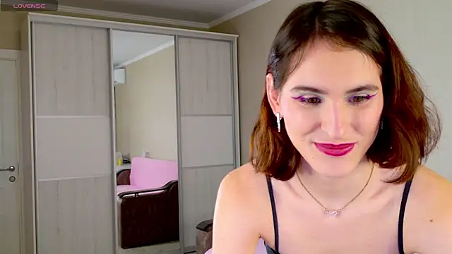 FridaCure online show from January 5, 2025, 7:28 pm