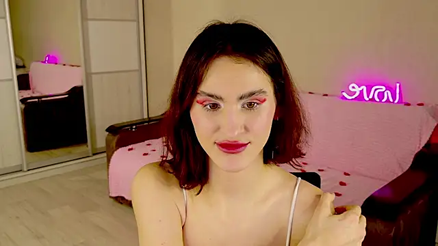 FridaCure online show from February 8, 2025, 6:01 pm