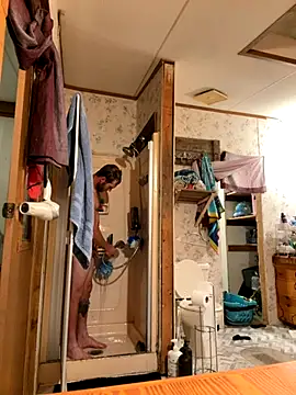 Snapshot of dcockell chatting on October 28, 2025, 2:26 am dcockell online show from October 28, 2025, 2:26 am