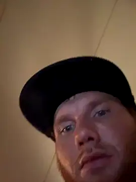 Snapshot of dcockell chatting on November 14, 2025, 10:07 pm dcockell online show from November 14, 2025, 10:07 pm