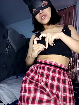 Snapshot of PequeArely chatting on February 20, 2025, 1:03 am PequeArely online show from February 20, 2025, 1:03 am