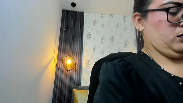 brigittemiller online show from October 4, 2025, 3:43 pm