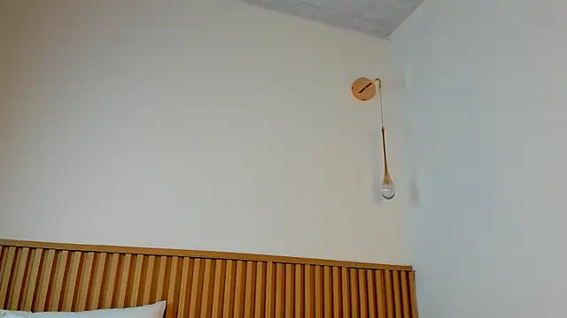 zoe rivers online show from January 9, 2025, 11:14 am