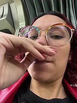 lilith-deveraux online show from March 4, 2025, 12:12 pm