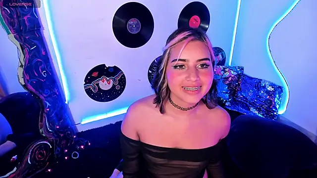  dahian14  online show from January 14, 2025, 5:40 am