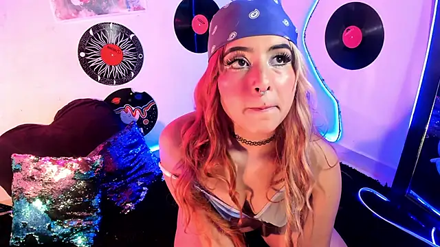  dahian14  online show from February 26, 2025, 4:14 am