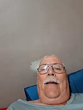 NawtyB1965 online show from December 15, 2025, 3:33 am