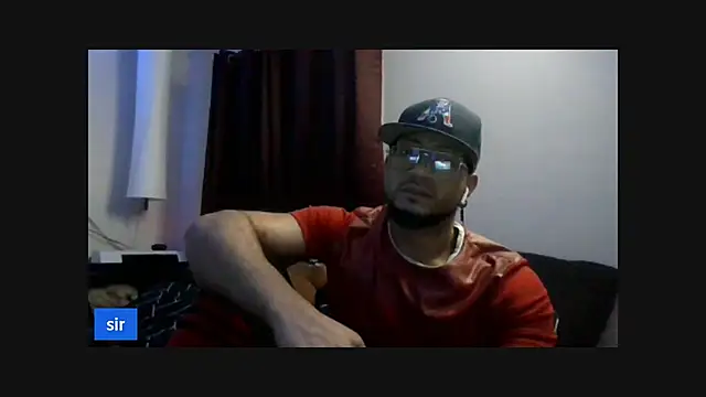 Snapshot of KySir1990 chatting on October 15, 2025, 2:55 am KySir1990 online show from October 15, 2025, 2:55 am