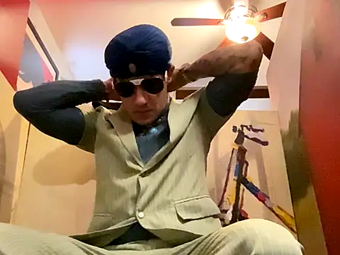 Amirkhai online show from December 4, 2024, 8:18 pm