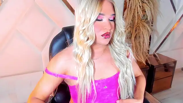 Elody Preysler69 online show from November 11, 2025, 5:07 am