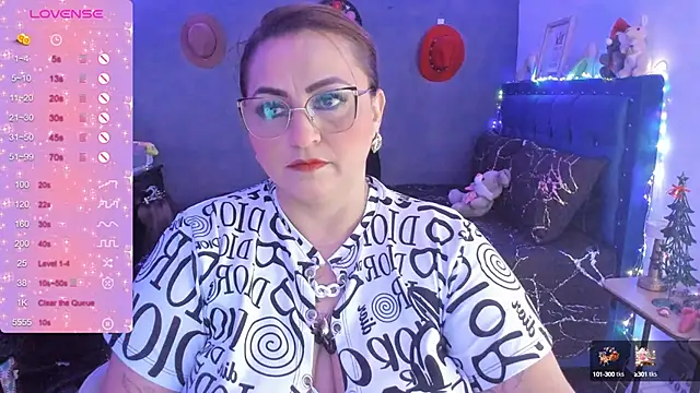 Ivonnee   online show from January 5, 2025, 3:00 am