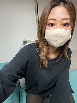 Snapshot of ayu0009rrr chatting on December 4, 2025, 2:37 pm ayu0009rrr online show from December 4, 2025, 2:37 pm