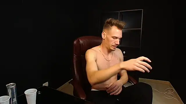 MateoBenjaminX online show from January 14, 2025, 10:12 pm