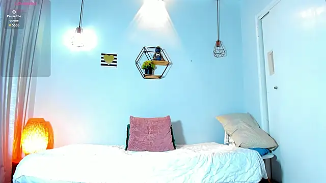 Snapshot of sweetebony_970 chatting on March 21, 2025, 12:17 pm sweetebony 970 online show from March 21, 2025, 12:17 pm