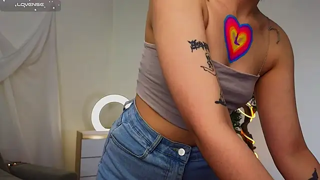 Snapshot of EthalGold chatting on March 3, 2025, 9:22 am EthalGold online show from March 3, 2025, 9:22 am