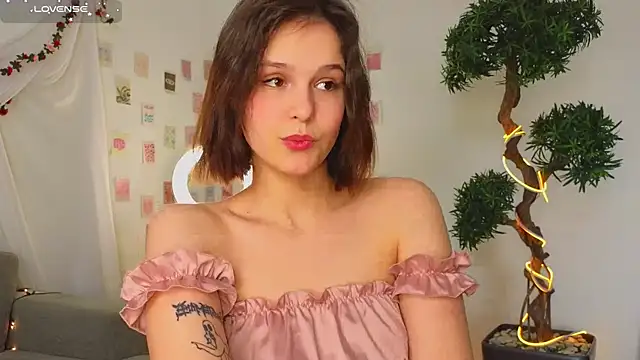 Snapshot of EthalGold chatting on March 15, 2025, 3:07 am EthalGold online show from March 15, 2025, 3:07 am