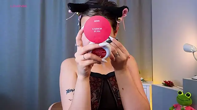 Snapshot of EthalGold chatting on October 23, 2025, 3:06 am EthalGold online show from October 23, 2025, 3:06 am