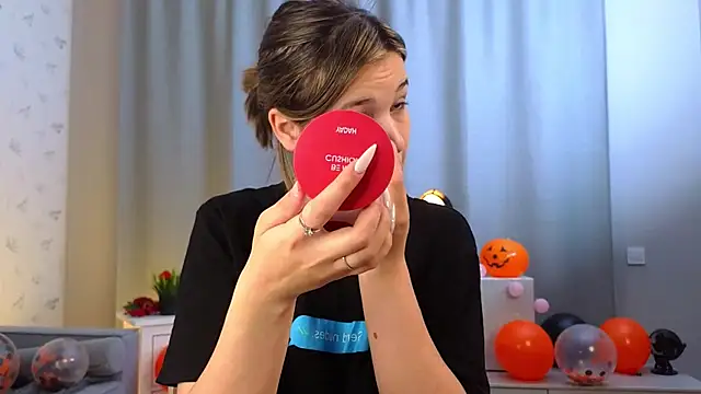 Snapshot of EthalGold chatting on October 28, 2025, 2:48 am EthalGold online show from October 28, 2025, 2:48 am