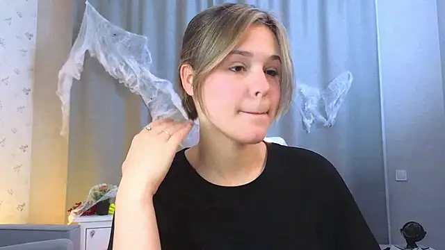 Snapshot of EthalGold chatting on October 30, 2025, 3:08 am EthalGold online show from October 30, 2025, 3:08 am