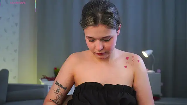 Snapshot of EthalGold chatting on November 20, 2025, 3:07 am EthalGold online show from November 20, 2025, 3:07 am