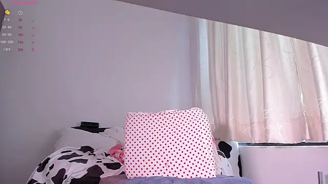 Snapshot of ambx04_ chatting on February 20, 2025, 12:15 pm ambx04 online show from February 20, 2025, 12:15 pm